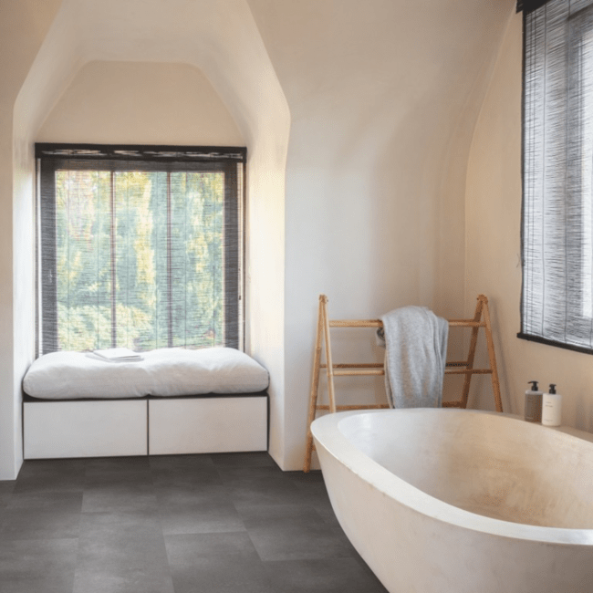 QUICK STEP : VOLCANIC ROCK ORO BASE VINYL FLOORING TILES LVT AVSTT40231