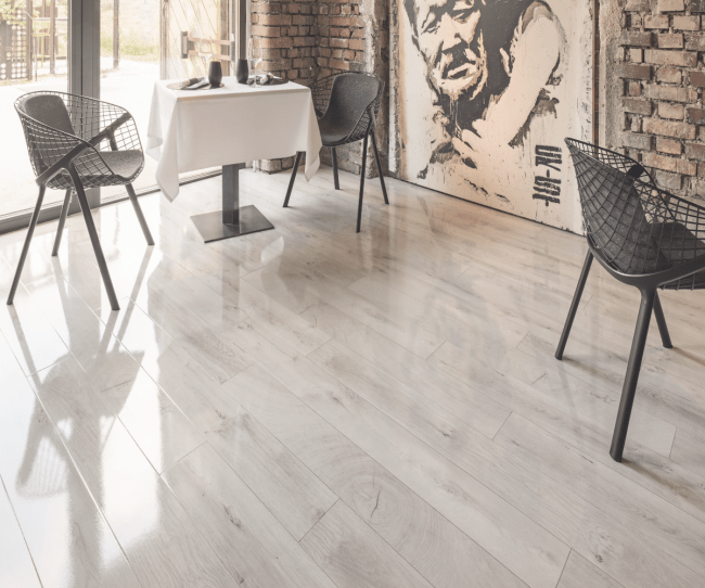 Kaindl Fresco snow oak 12mm high gloss V groove laminate flooring