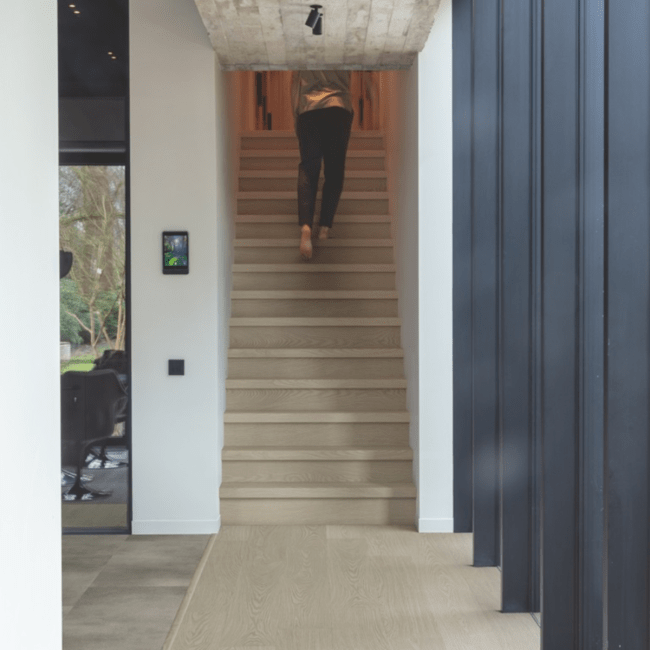 QUICK STEP : CHIA OAK ALPHA BLOS BASE VINYL FLOORING TILES LVT AVSPT40280