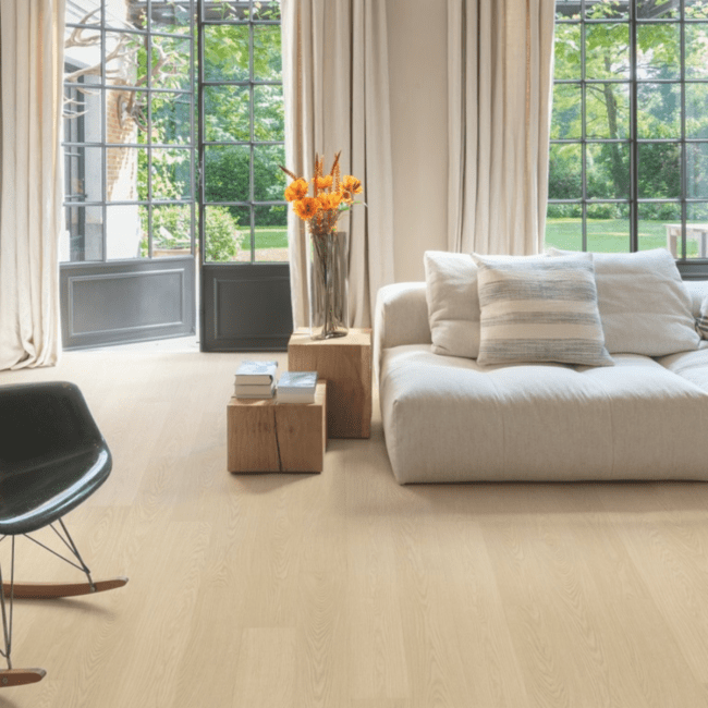 QUICK STEP : BUTTERMILK OAK  ALPHA BLOS BASE VINYL FLOORING TILES LVT AVSPT40277