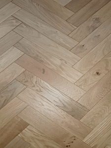 Herringbone Engineered Wood Parquet Flooring Brushed UV Lacquered Natural Oak 15mm